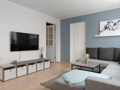 ARCTIC HOMES – Arctic View Apartment