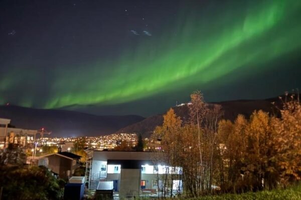 Cozy Aurora View Apartments – Entire 3-Bedroom Fully Furnished Near City Centre