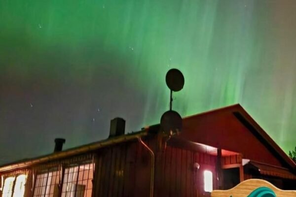 Lykke House Hot Tub, Grill Hut Northern Lights