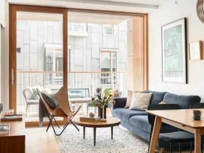 Premium city-center apartment in Oslo with a stunning balcony
