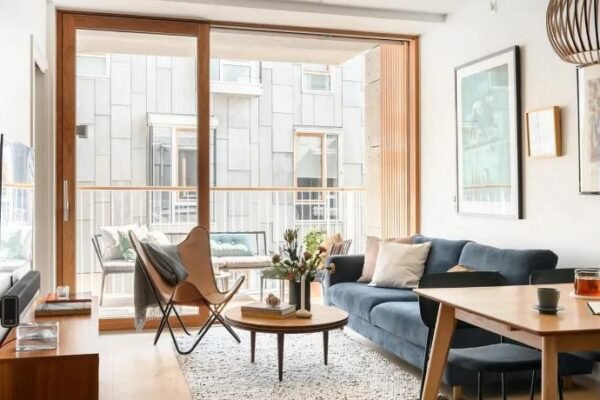 Premium city-center apartment in Oslo with a stunning balcony