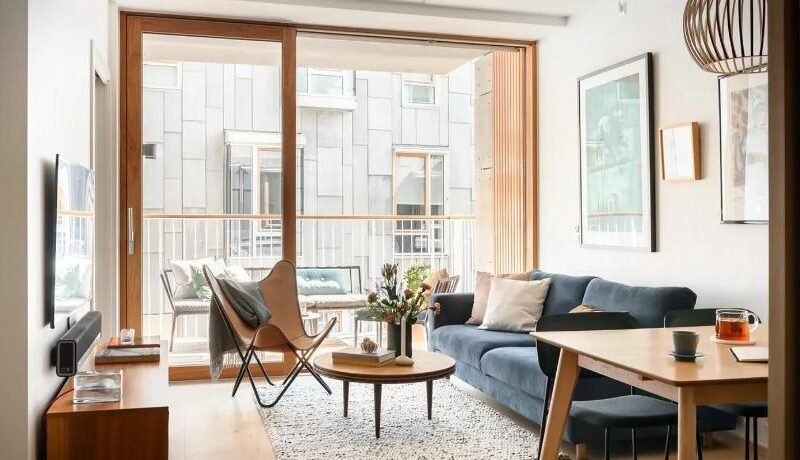 Premium city-center apartment in Oslo with a stunning balcony
