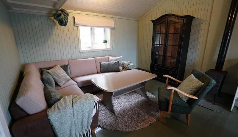 Fisherman’s cabin, Lofoten – 26 Ivarbua