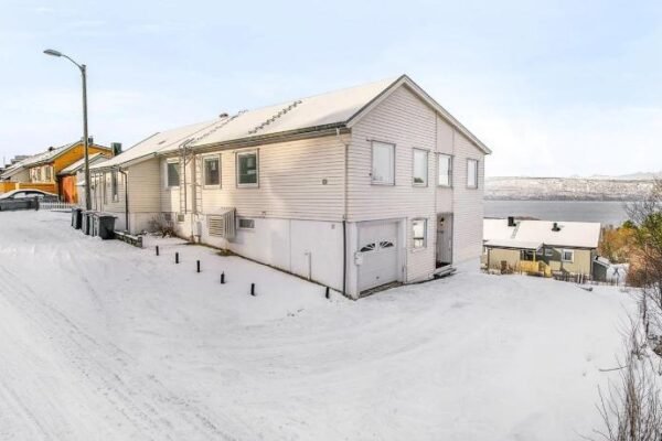 Aurora Seaview Escape E33