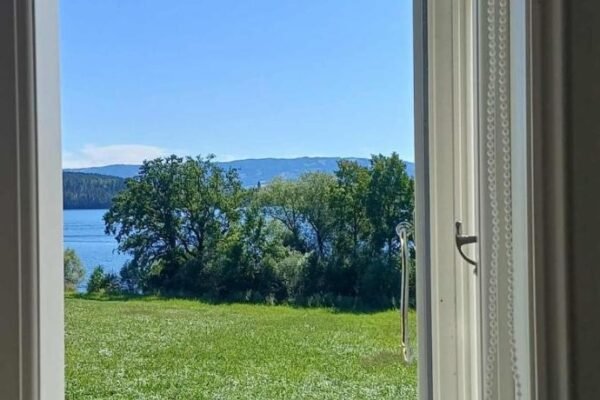 Lovely tiny house with a dream view !