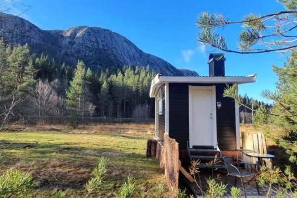 Hjortebu i naturskjønne omgivelser