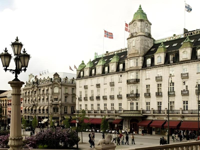 Grand Hotel