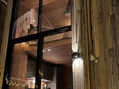 Charming and modern ski-in ski-out cottage