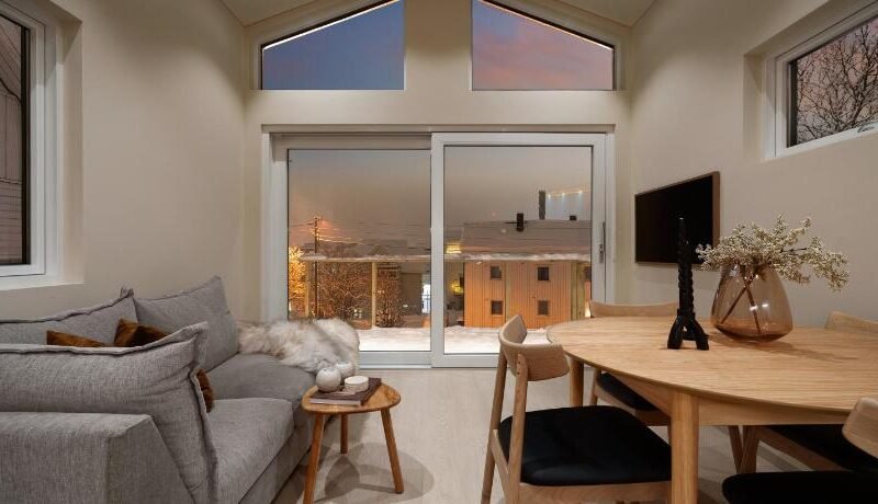 ARCTIC HOMES – Aurora Skyhouse