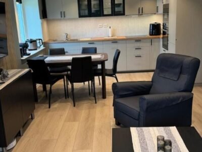 Lovely private home of 90 m2 with 3 bedrooms and 2 bathrooms