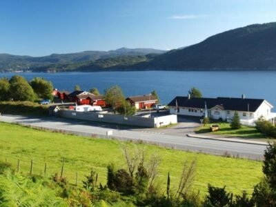 Langenuen Motel & Camping