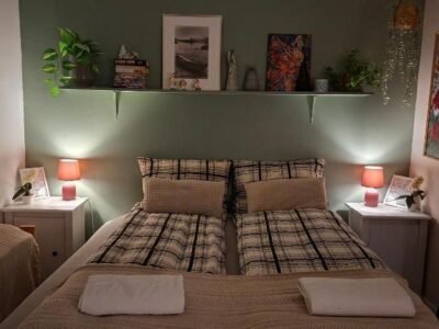 Peaceful farmroom with free sauna, wifi, parking and northern light