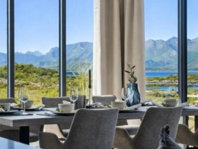 Luxury Cabin in beautiful Lofoten with Jacuzzi and sauna