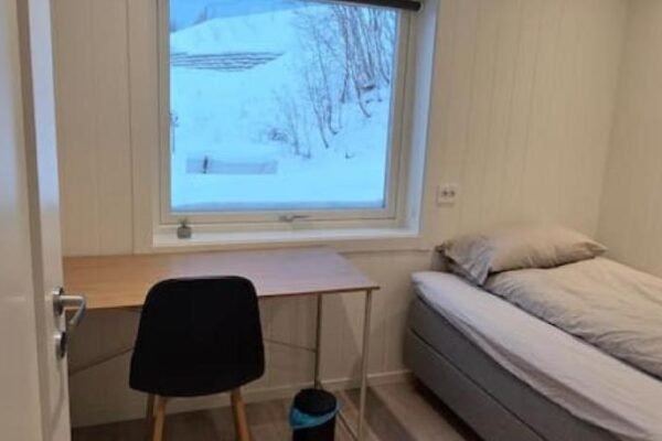 Arctic Nine – Room nr 9 – Central room on the island