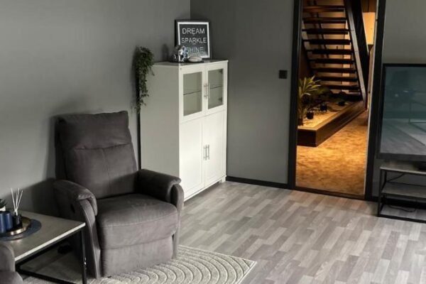 Beautiful large apartment with beautiful sea view