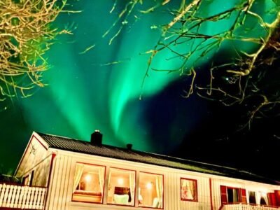 House by the sea, Ballstad Lofoten