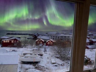 Lofoten Aurora Seafront Penthouse 罗弗敦极光海滨顶层豪华公寓