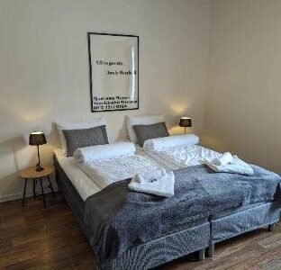 Railside Track Apartment