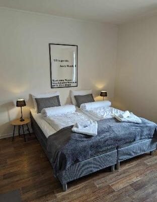 Railside Track Apartment