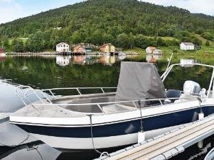 person holiday home in Sundlandet