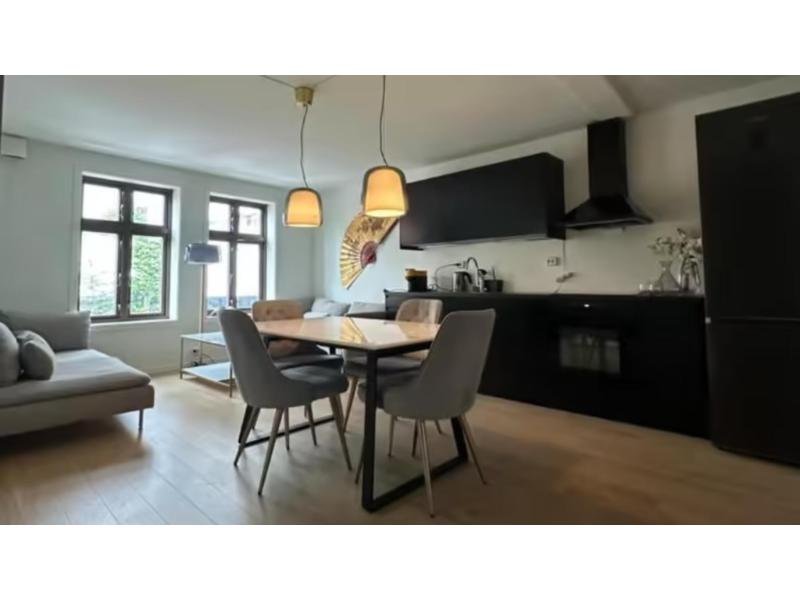 Deluxe central 2 bedrooms with view and underground garage