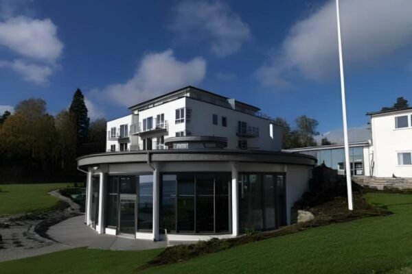 Strand Hotel Fevik – by Classic Norway Hotels