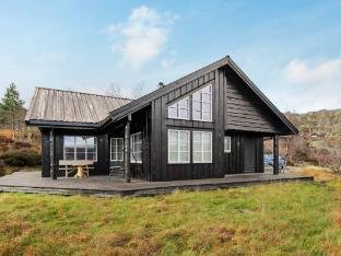 person holiday home in ASERAL