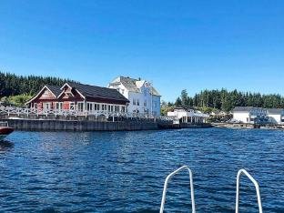 person holiday home in Austrheim