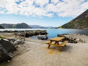 person holiday home in Selje-By Traum