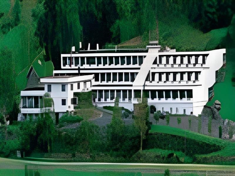 Olden Fjordhotel