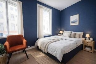 SUPERCentraL Double BED FAST WiFi Smart TV FUN