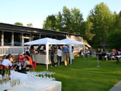 Vesterland Feriepark Hytter, hotell og leikeland