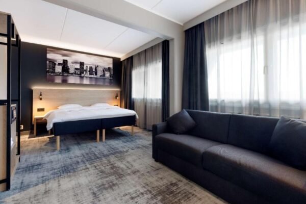 Park Inn By Radisson Oslo Airport West